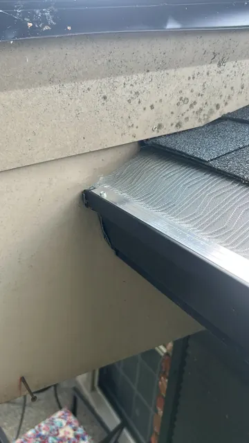 Gutter end detail